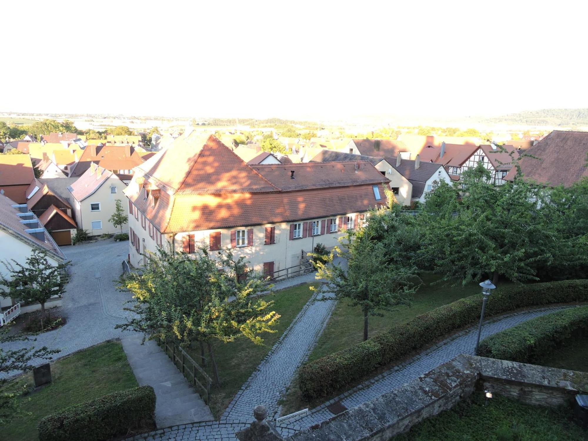 Turmstueble Im Torhaus Von 1545 Lejlighed Burgbernheim Eksteriør billede